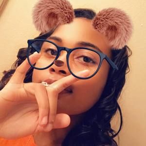 Meet your Posher, Arielle